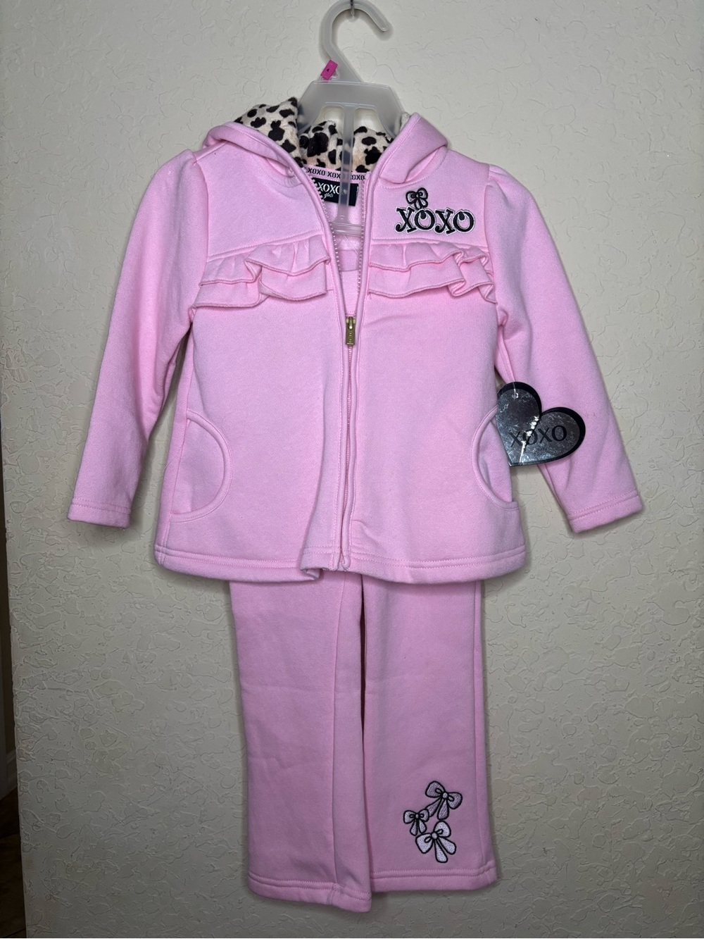 XOXO Pink Girls Hoodie Set with Leopard Print Hood Trim